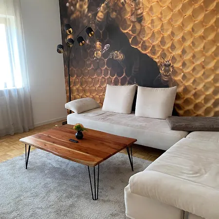 Bienensuite *